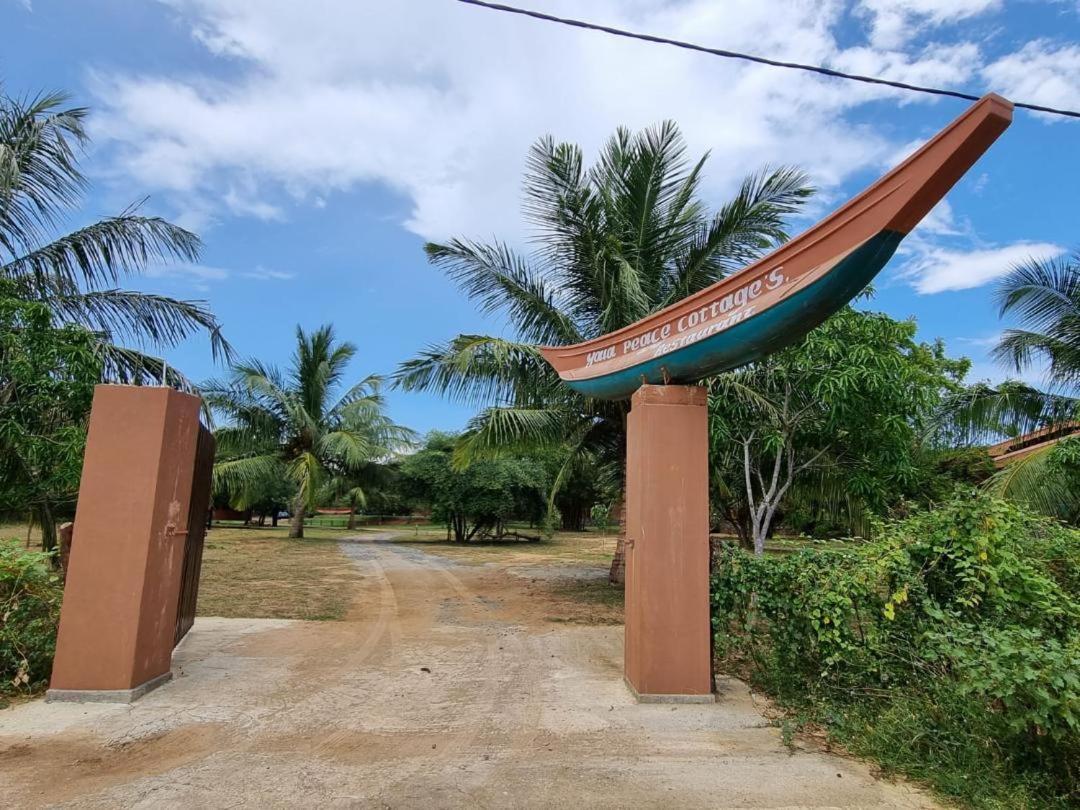 Yala Peace Cottages Tissamaharama Exterior photo